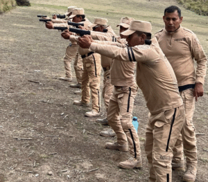 El entrenamiento de los guardias de seguridad privada es estricto para garantizar un servicio de calidad ante cualquier eventualidad